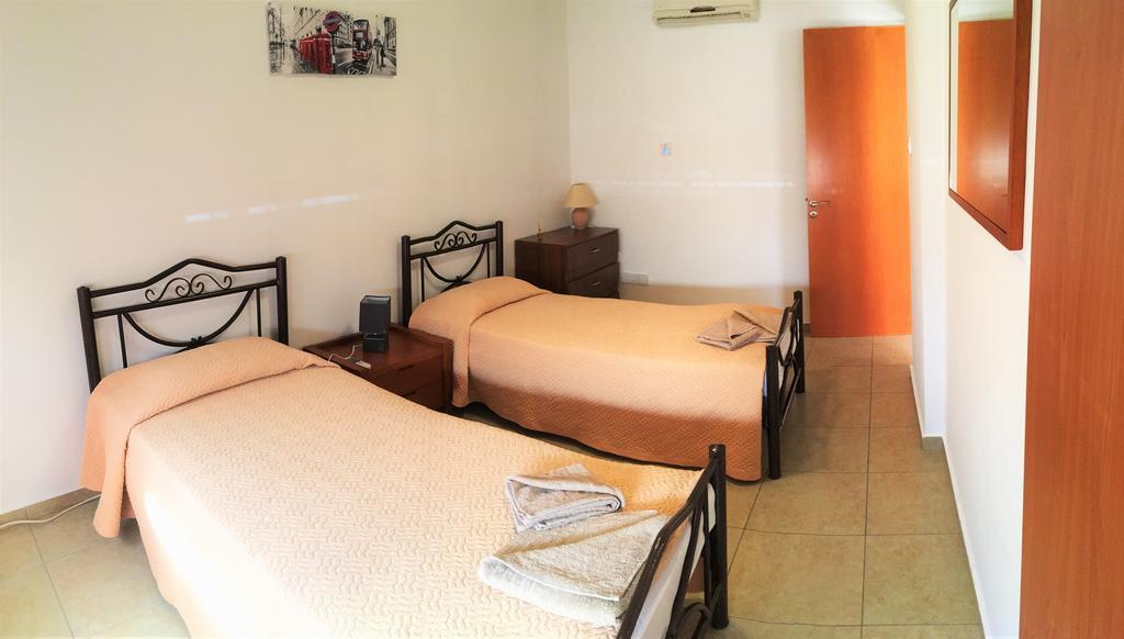 Appartamento Diana Gardens Paphos Esterno foto